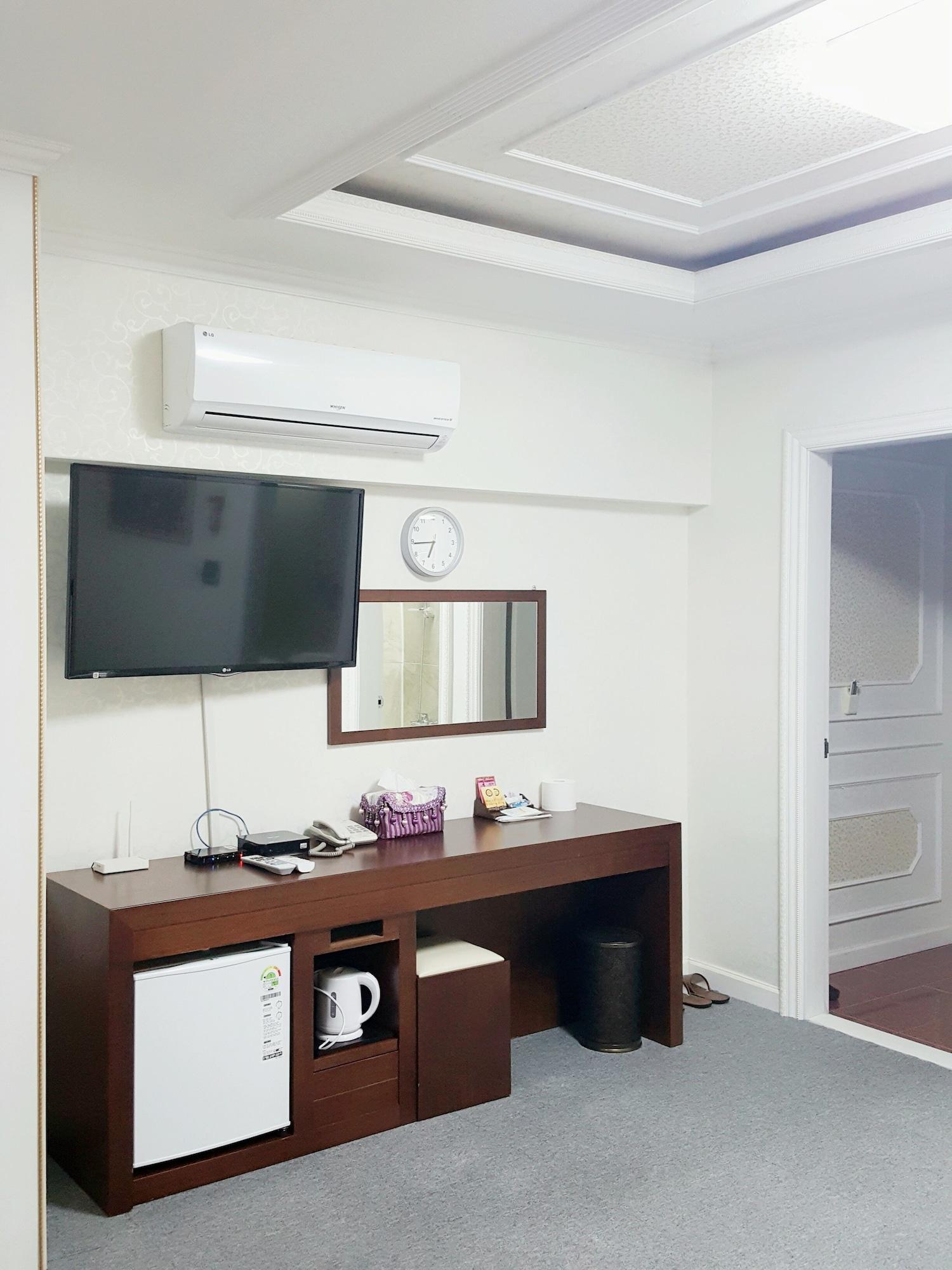 Hotel Parkwood Incheon Airport Dış mekan fotoğraf